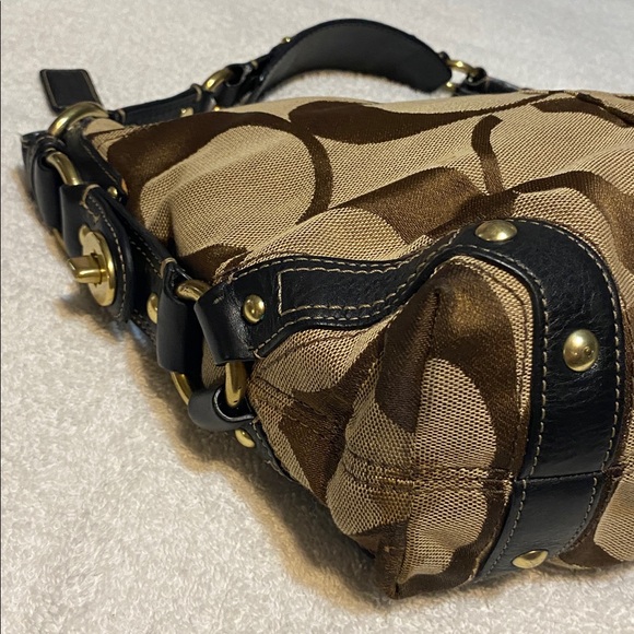 Coach Tan and Brown Signature Shoulder Bag - Picture 8 of 16